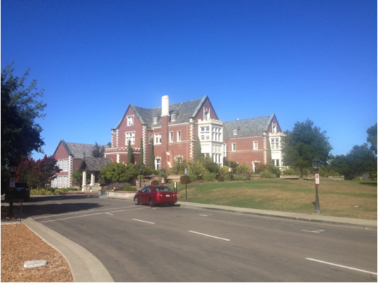 伯灵格姆莫西高中 Mercy Burlingame High School