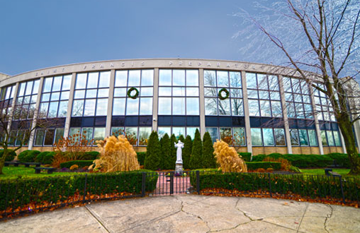 St. Francis Preparatory School圣方济预科学校