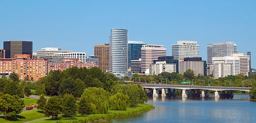 最适合美国留学的城市阿灵顿费吉尼亚